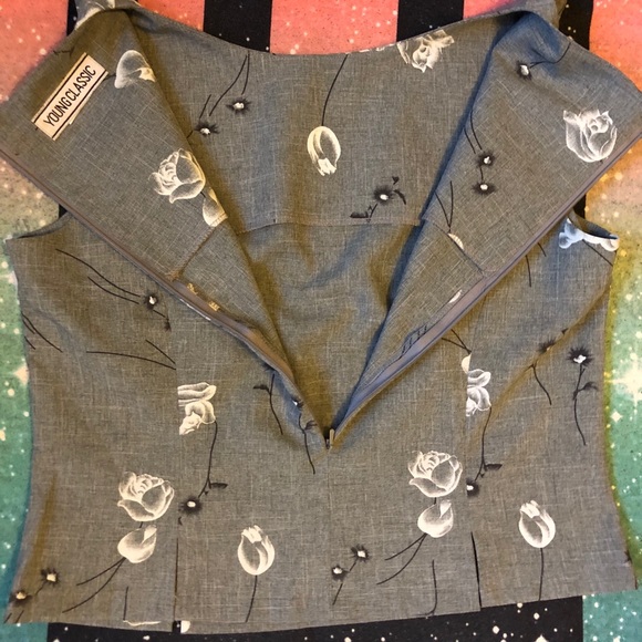 Floral pattern blouse - Picture 5 of 5